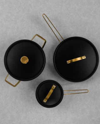 Arvet Sæt Gryde Kasserolle Sauterpander Mat Sort Med Messingdetaljer